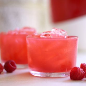Fermented Raspberry Soda :: Recipes to Nourish