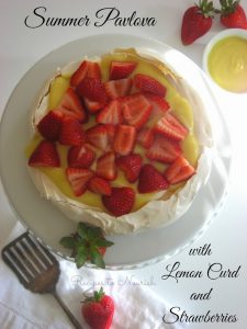 Summer-Pavlova-with-Homemade-Lemon-Curd-and-Strawberries