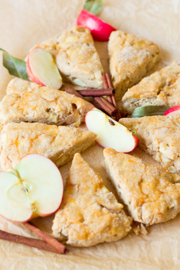 Apple scones with fresh apples and cinnamon sticks.